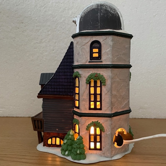 Department 56 Weather & Time Observatory Christmas Village North Pole Series - Picture 6 of 15